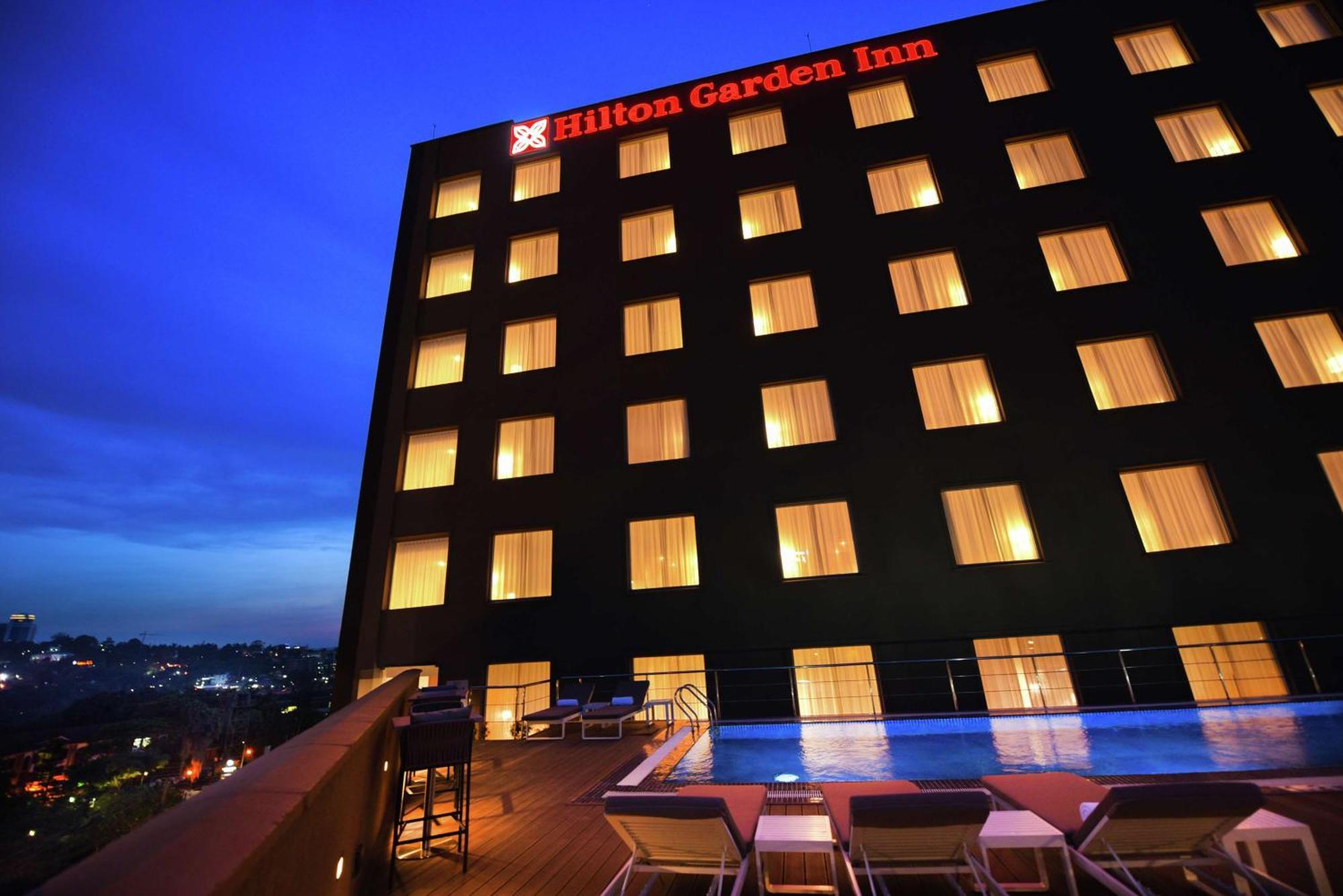Hilton Garden Inn קמפאלה מראה חיצוני תמונה